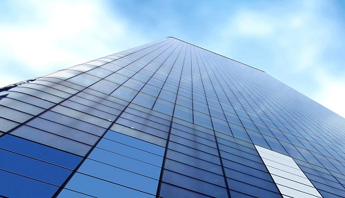 �Ͼ�������ҵ�ز��ɽ���2��O �칫������6�ɶ�