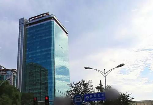 ��̩�ռ�Golden Spaceȫ�¿�Ļ