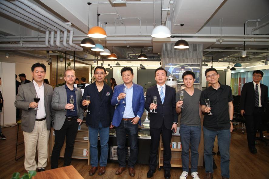 ���飺���ϰ칫�Դ�ͳ�̰��г�������в��