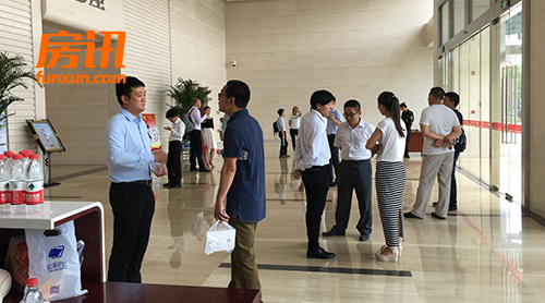 ����ǰ�����ٴ�����Ŀ�ƽ��Բ����Ļ