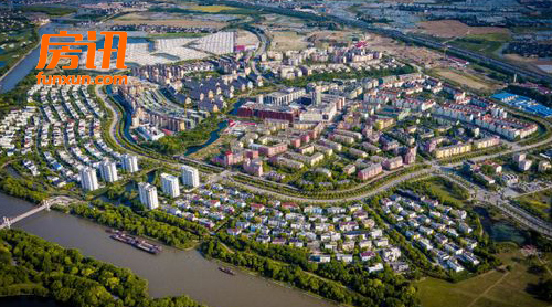 ��ɫС����Ҫ�Բ�ҵ�ں�Ϊ����