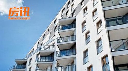 ���⹫Ԣ����ڼٴ�����󱳺��Σ��