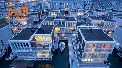 ���⹫ԢЯ�������˶�������ڴ����г�