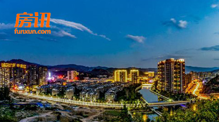 ��֦������5�꽨��5�������м���ɫС��