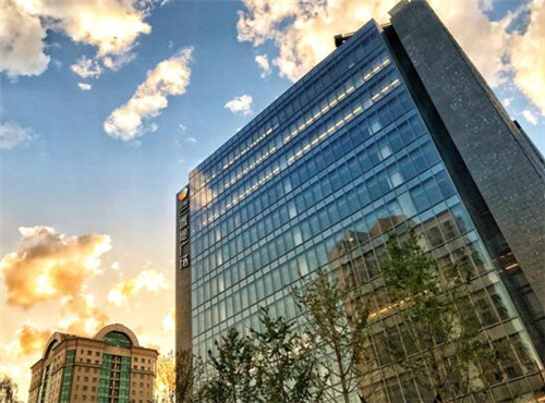 �����õع㳡�������⡰���ܡ�����칫