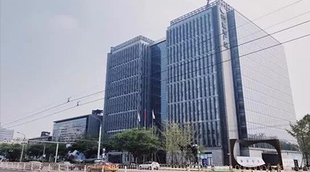 ��̳������һ��д��¥ �����õع㳡������д���칫��̬��