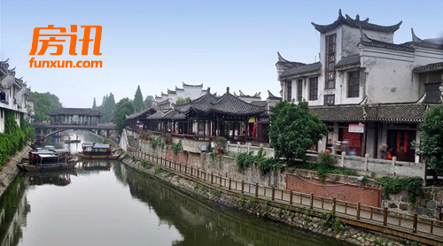 ���գ�������һ����ɫС������Ŀ�������ƽ�