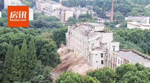 ����������ԭ�칫��¥4�뱬�� δ�������㳡��԰