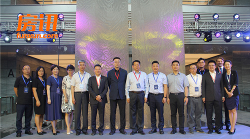 ȫ�����ز��̻�д��¥�ֻ��߽������õع㳡������̬�칫