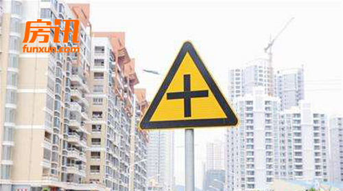 �人�ع�18�ҷ���13���н�Υ��Υ����Ϊ