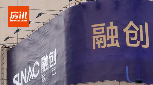 �������д��� ��̬Ҫ���ڴ����ü����ܲ����ں���