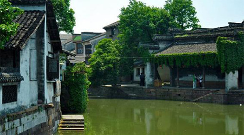 ���ݵ��壺18����ĿǩԼĪ��ɽ������