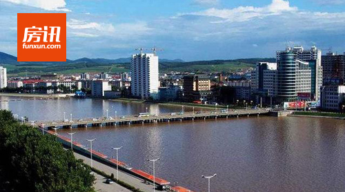 ����ʡ������һ��55����ҵ��ɫС�򴴽�����