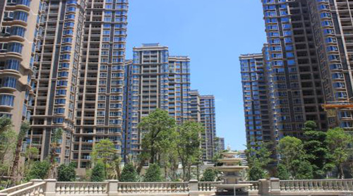 �ں���������סլ�ɽ������� һ��סլ���ɽ�352��