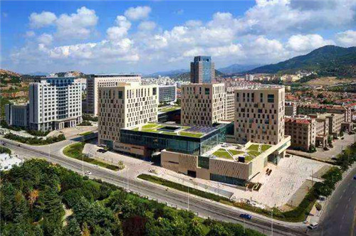 �ൺ������ҵ������240��ƽ δ�����꽫����70��ƽ��Ӧ