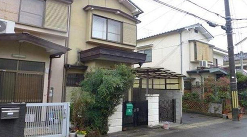 �ձ���ʼ����ͷ� �������������԰������