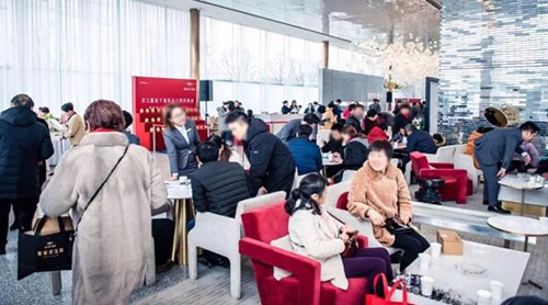 ����С�� ��ĩ���ʽ�500�� ����һ������