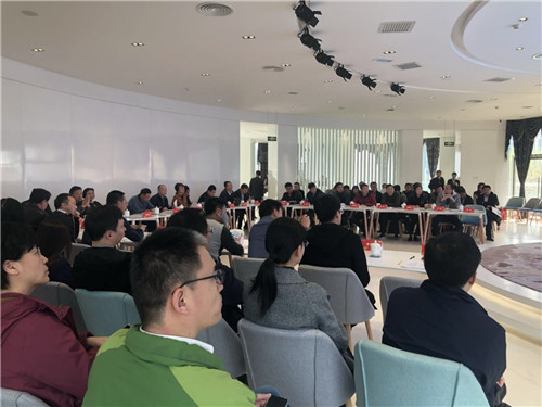 �йش����������ں�ר�����˹�����ר����̸��ɹ��ٰ�