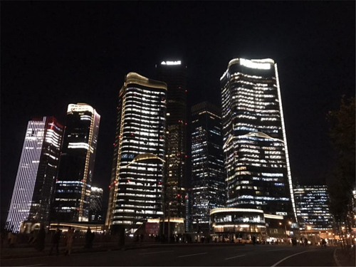 ��Ѷ�򱨣�����д��¥�г�������չ���ݱ�