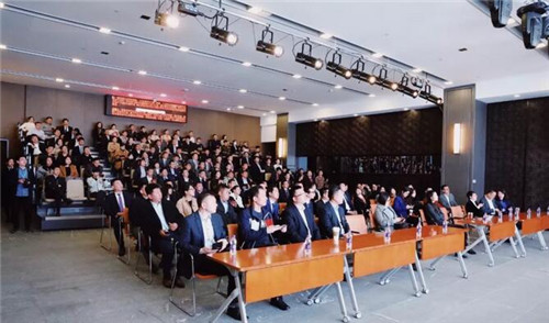 �߲��׿� Ӷ����� �������õع㳡�߶�Ʒ����������Ļ