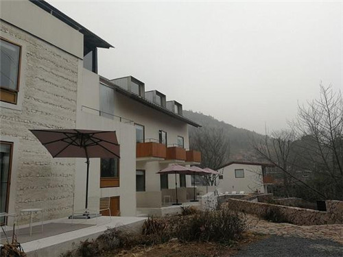 �����߳������޿�Դ���ٳ�һ�߳���