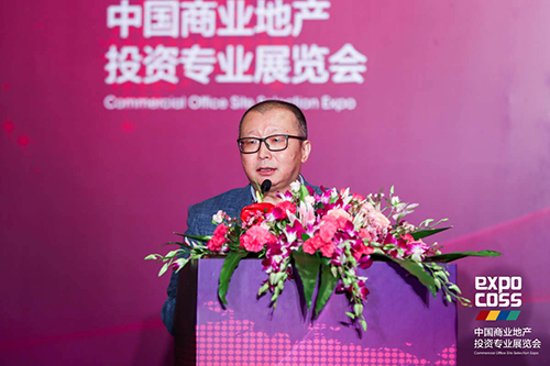 �������ҹ�����ҵȫ�渴��֧����ҵ�ز��г�������ů